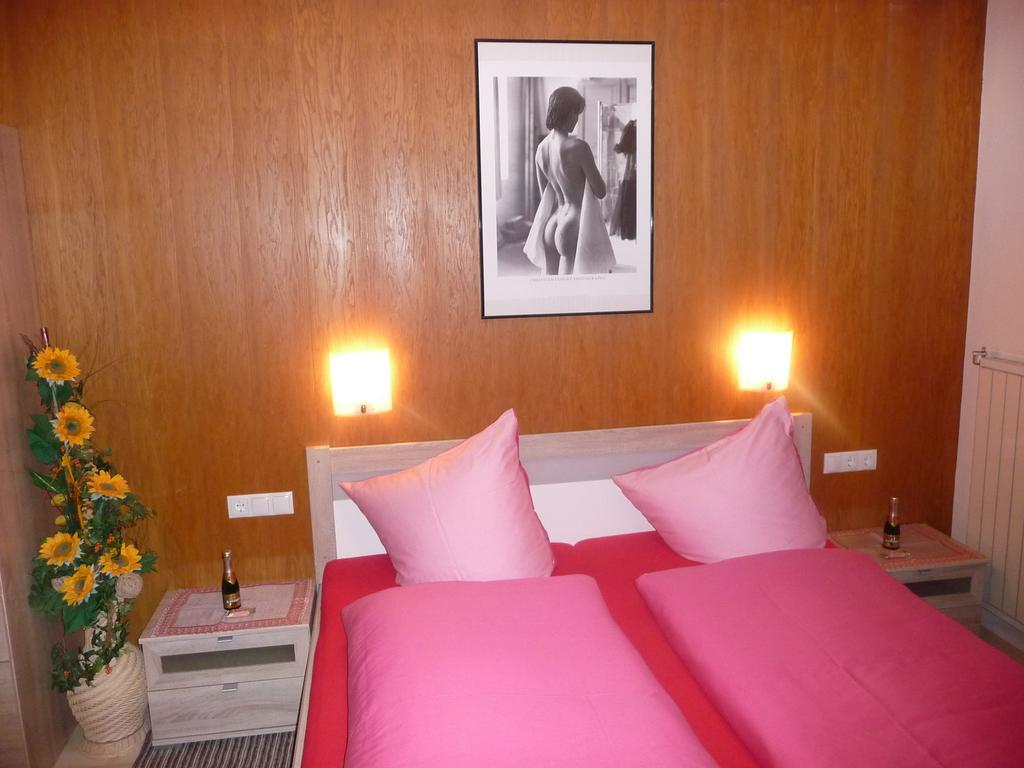 Biancas Ferienwohnung Im Haus Roswitha Tumpen Exterior foto
